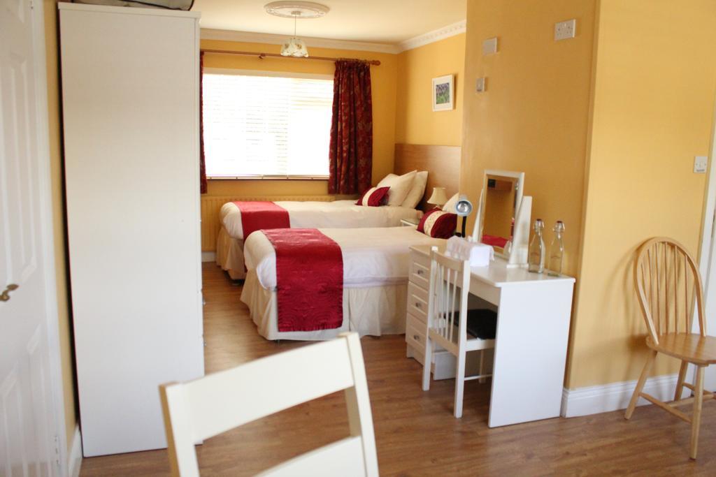 Seacourt Accommodation Tramore - Adult Only Rum bild