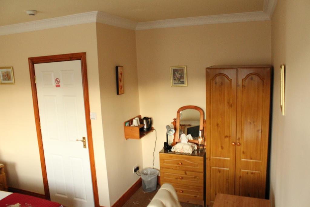 Seacourt Accommodation Tramore - Adult Only Rum bild
