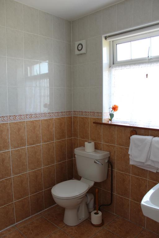 Seacourt Accommodation Tramore - Adult Only Rum bild
